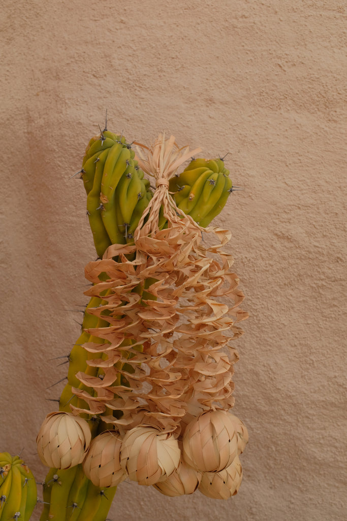 Handmade Palm spiral with sphere (set of 4)